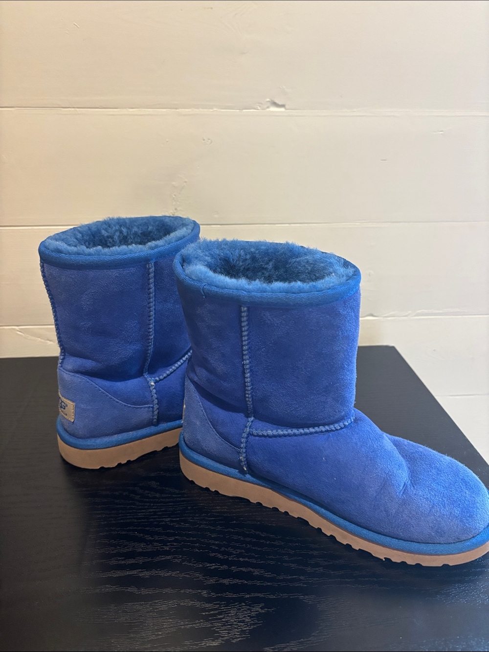 Authentic Kids Ugg Boots - Picture 6 of 6
